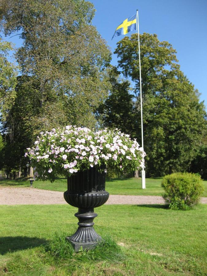 B&B Kvarntorps Herrgard Forshaga Ruang foto